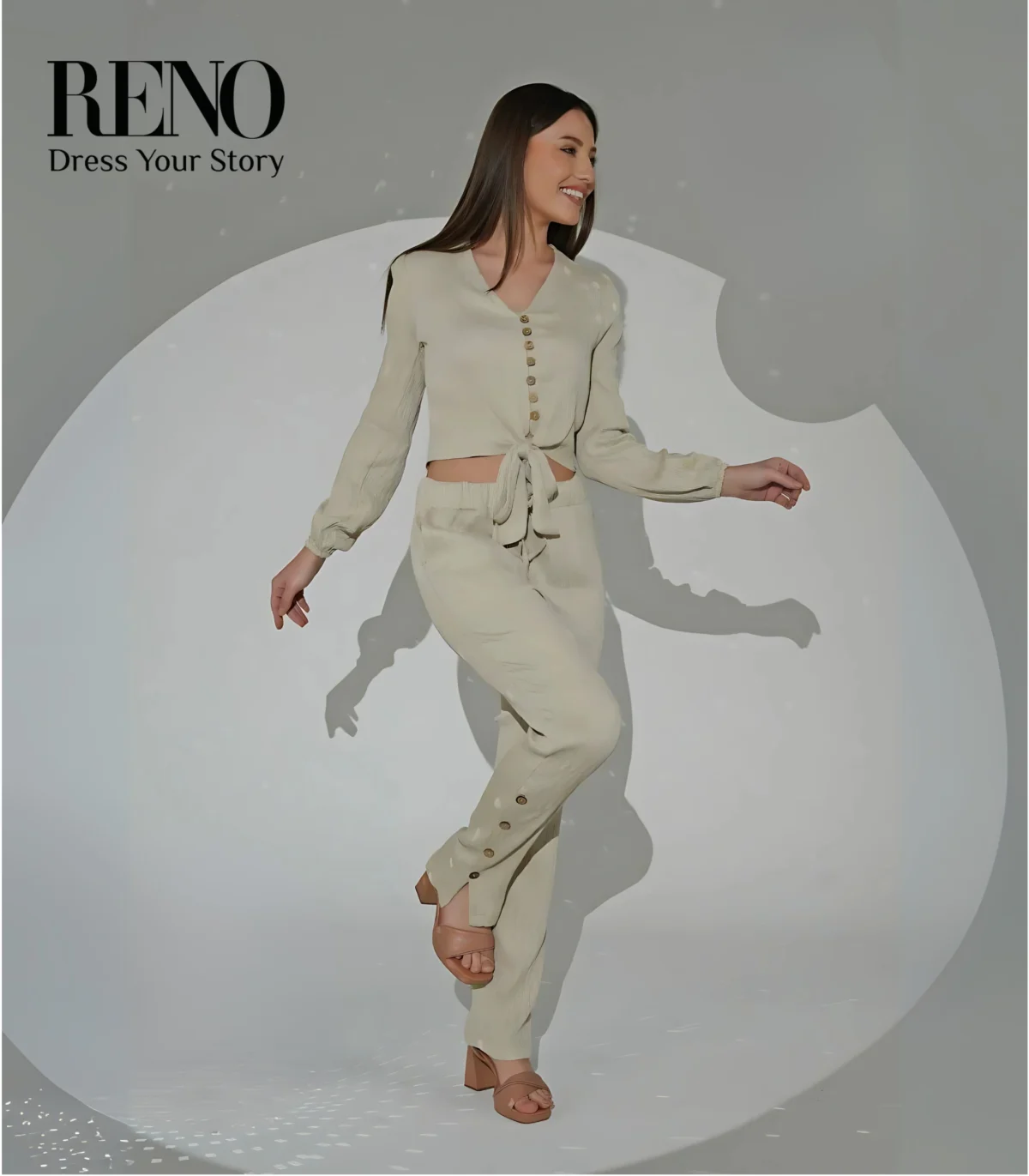 Freska Linen Suit – Crop Top & Pants for a Bold, Modern Look - Image 2